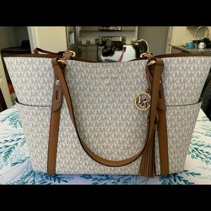 Large Michael Kors Purse